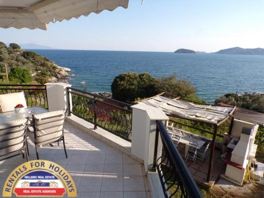 Hellenic Estate Suites Palaiontsiflikion Exterior photo