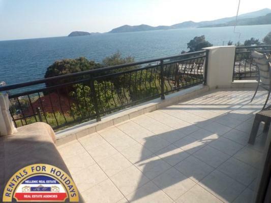 Hellenic Estate Suites Palaiontsiflikion Exterior photo